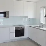 Silver Breezes Apartment *